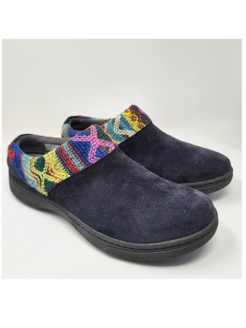 Dansko Brittany Clog Women EU40/US9.5-10 Grey Suede Crochet Blanket Multicolor
